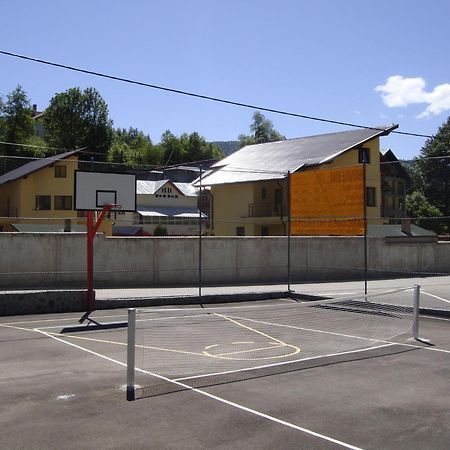Hotel Complex Mona Caraiman Buşteni Zewnętrze zdjęcie